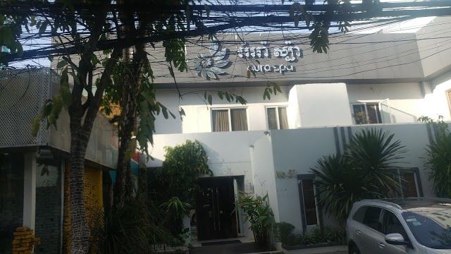 Let's Relax Phnom Penh